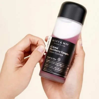Mary&May- Vegan Blackberry Complex Cream Essence 140ml - Multifunkční krémová esence 5 Mary&May- Vegan Blackberry Complex Cream Essence 140ml - Multifunkční krémová esence